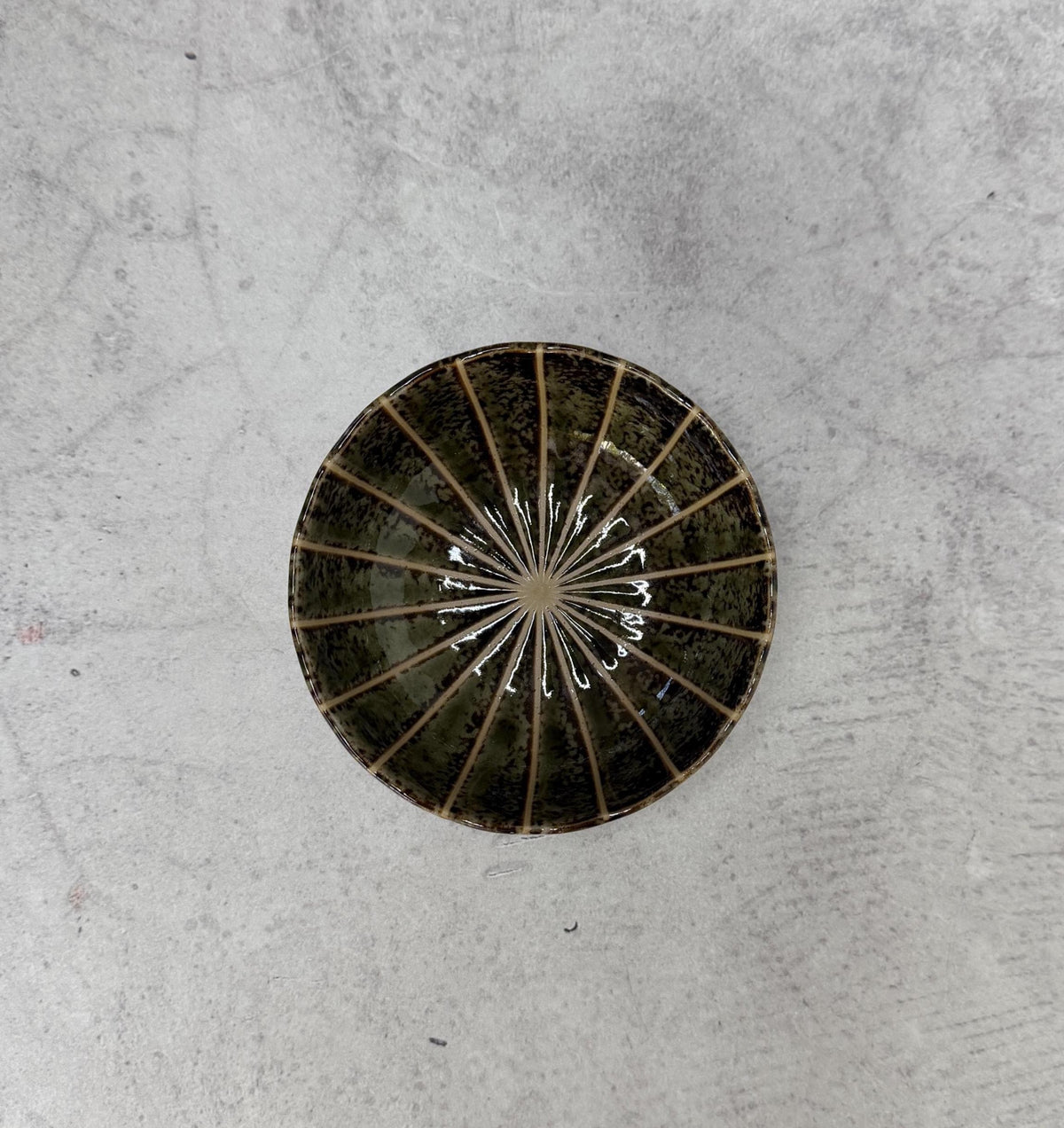 Mino Ware Dark Green Chrysanthemum Shaped Bowl  Japanese Ceramic Small Serving Dish