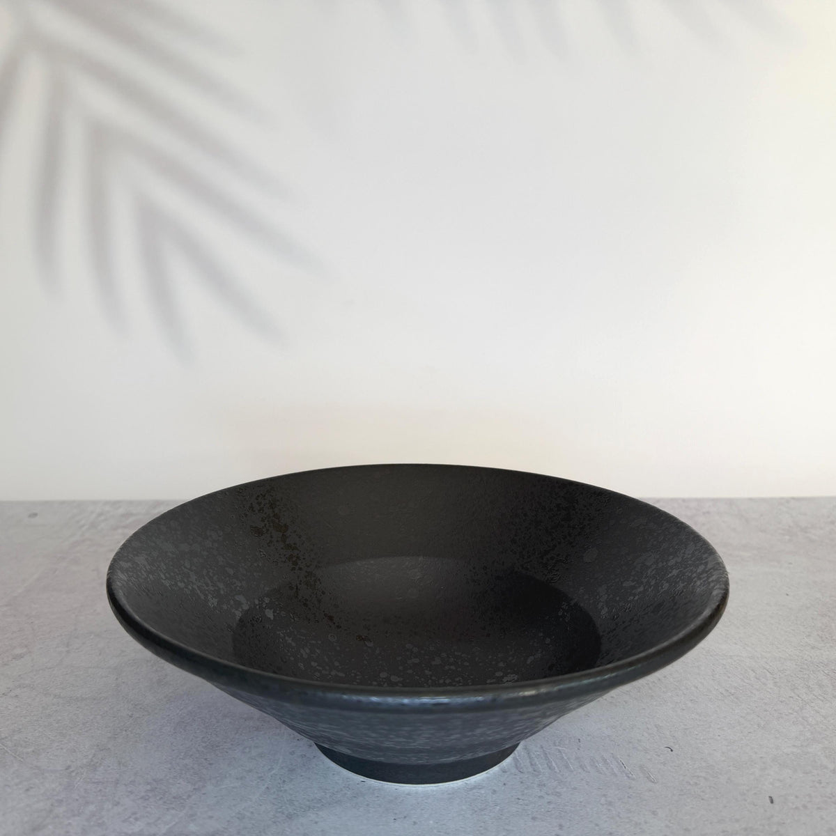 Mino Ware Black Wan Niju Deep Bowl  Large Japanese Ceramic Bowl, Minoyaki Noodle & Serving Bowl, Made in Japan