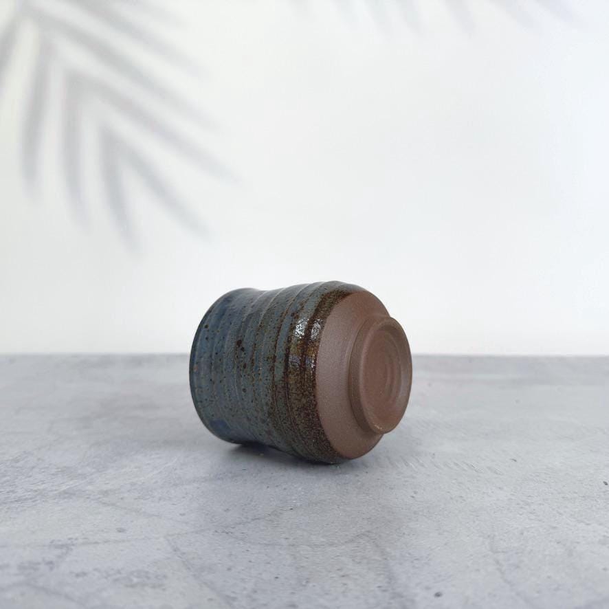 Japanese Yunomi Cup I Minoyaki Ao Kairagi Sushi Teacup I Made in Japan
