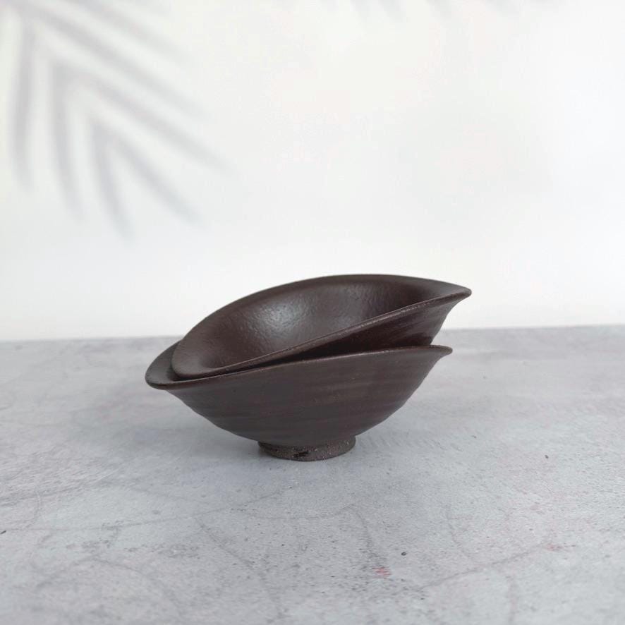 Minoyaki Dark Brown Oval Bowl | Japanese Mino Ware Pottery | Rustic Ceramic I Made in Japan