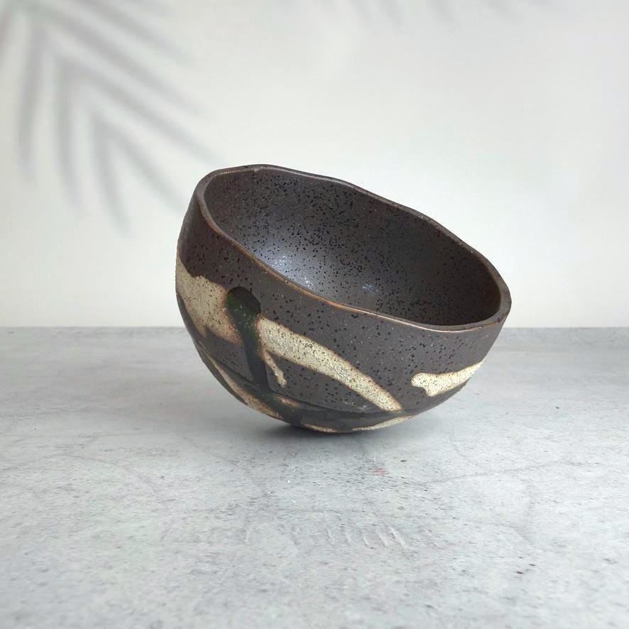 Minoyaki Kairagi Oribe Round Bowl | Japanese Matcha Chawan | Made in Japan