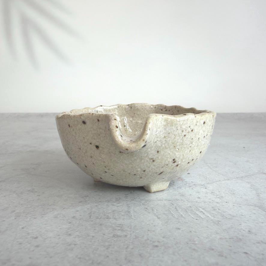 Unofu Three-Legged Small Pouring Vessel | Japanese Ceramic Sauce Pitcher | Mino Ware Pottery | Handmade-Style Tableware
